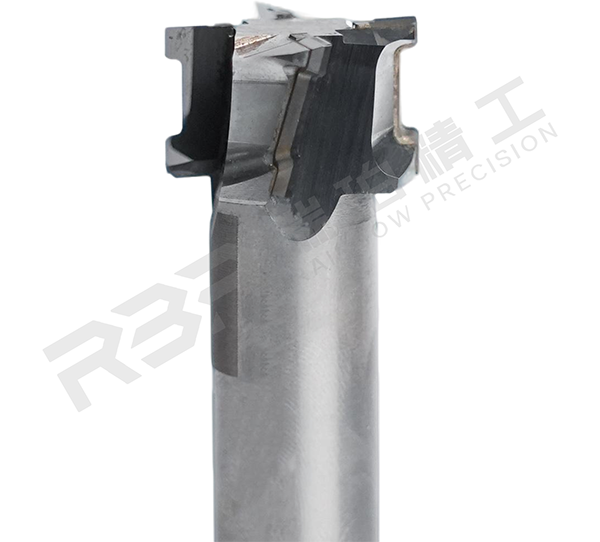 Contour Milling with a Four-Flute PCD Staggered-Tooth Cutter