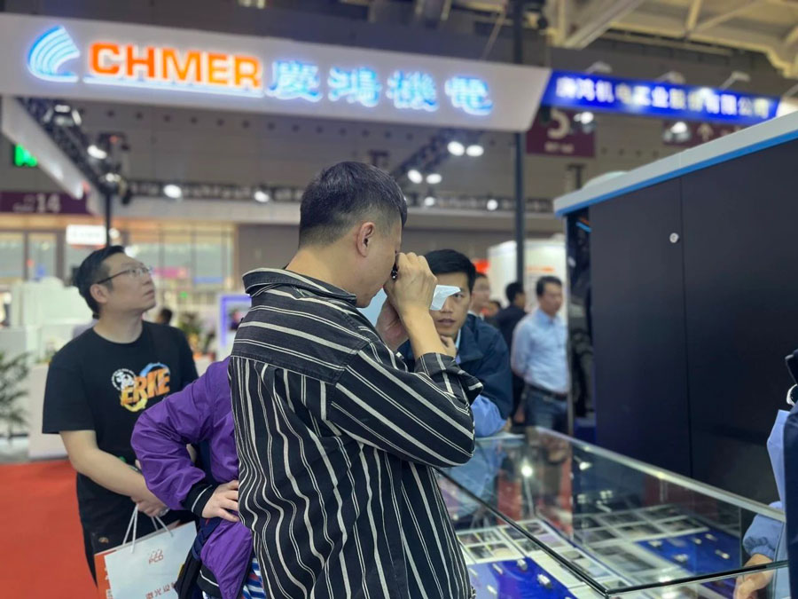 null 17405599564019927.jpg