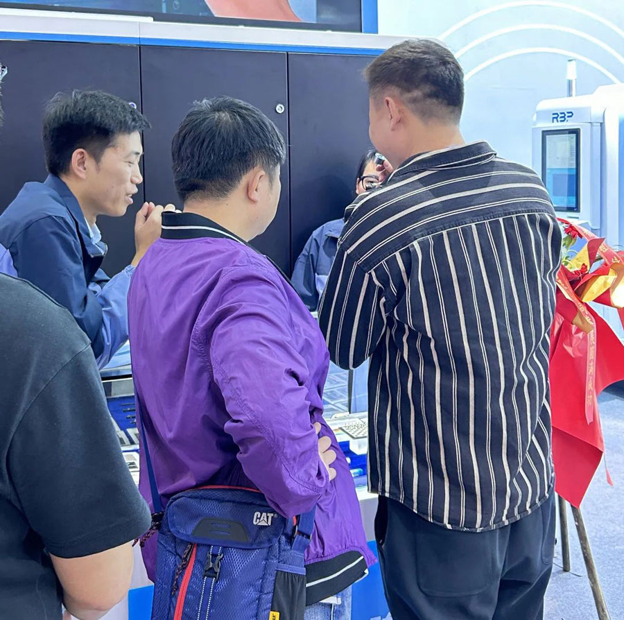 null 17405599541130957.jpg